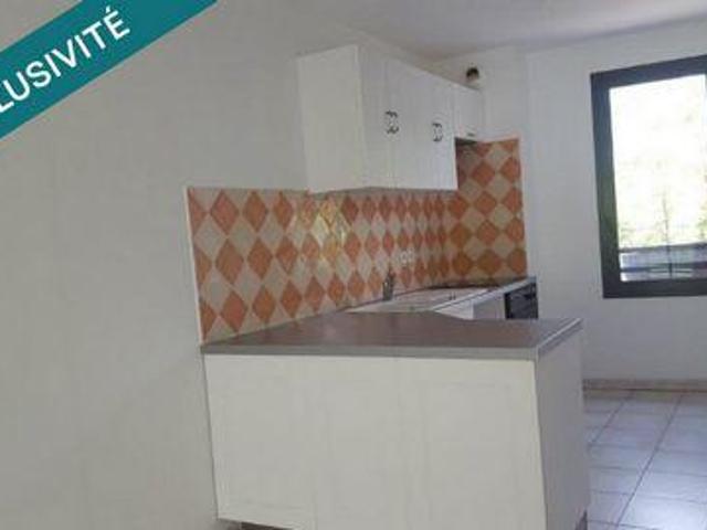 Appartement 2 chambres, Apt Provence 84400 ES105786164