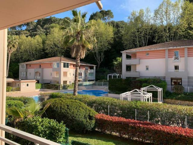 Appartement 2 chambres, Cagnes Cagnes 06800 DS103655350