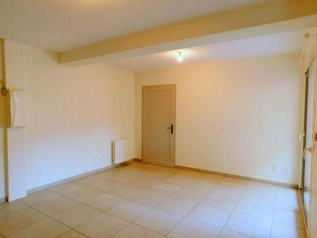 Appartement 2 chambres, Cazaubon Midi 32150 ES103377346