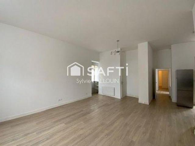Appartement 2 chambres, Chateaudun Centre 28200 DS102919644