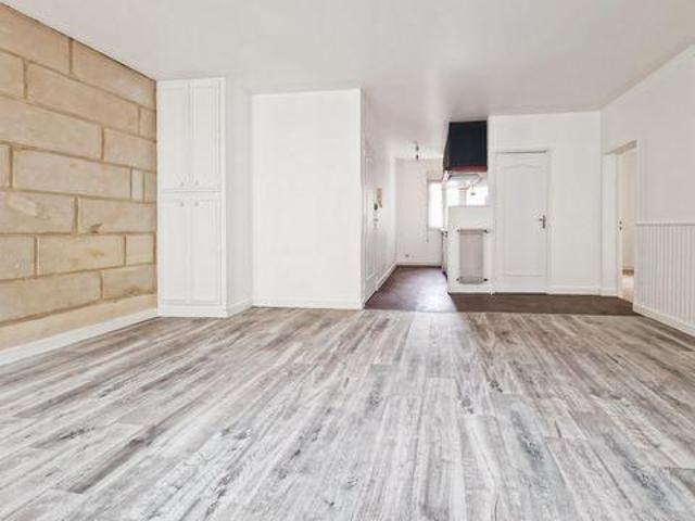 Appartement 2 chambres, Chatellerault Poitou 86100 DS103383559
