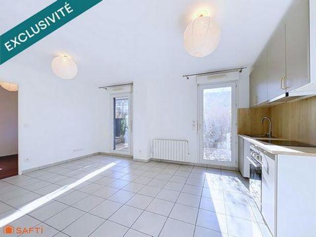 Appartement 2 chambres, Decines Rhône 69150 ES104110739