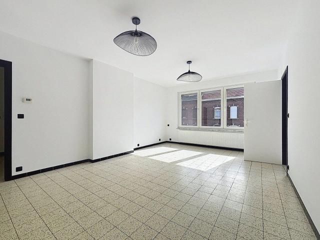 Appartement 2 chambres et un bureau