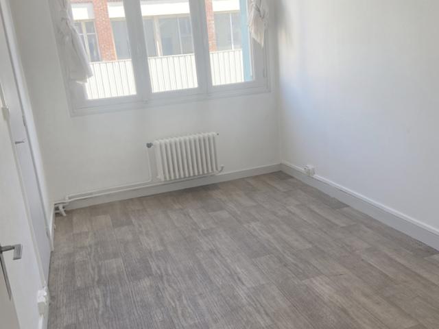 Appartement 2 chambres en hypercentre proche la gare et comm