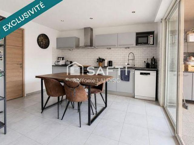Appartement 2 chambres, Frejus Provence 83600 DLS104891757