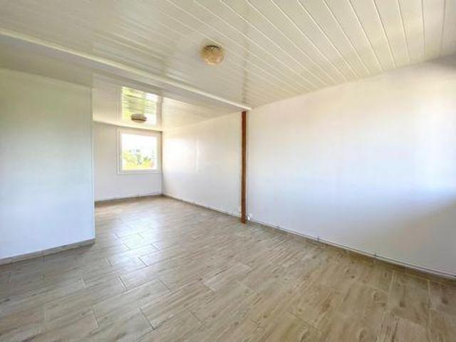 Appartement 2 chambres, Fresnes Île 94260 DS100261868