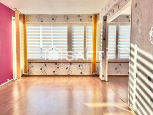 Appartement 2 chambres, Laon Picardie 02000 DS103383228
