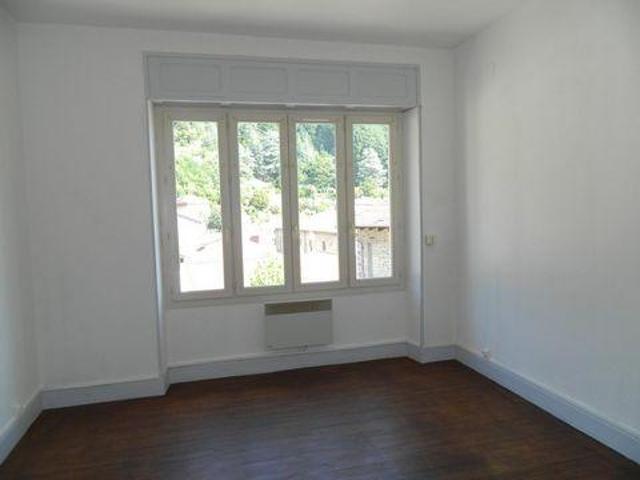 Appartement 2 chambres, Le Cheylard Rhône 07160 DS102058631