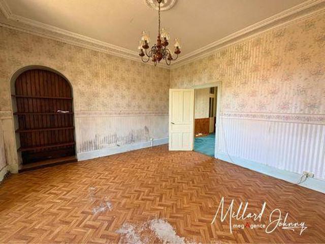 Appartement 2 chambres, Le Creusot Bourgogne 71200 DS103804873