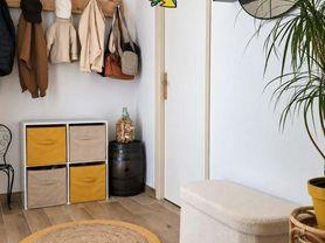 Appartement 2 chambres, Pierrevert Provence 04860 DLS105472481