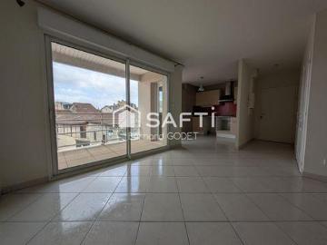 Appartement 2 chambres, Ruffec Poitou 16700 DS102919642