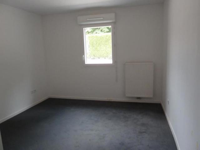 appartement 2 chambres RDC avec parking