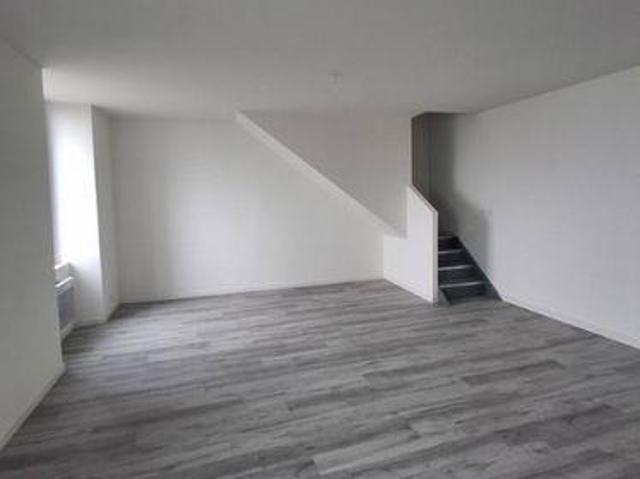 Appartement 2 chambres, REOLE Aquitaine 33190 ES103773456