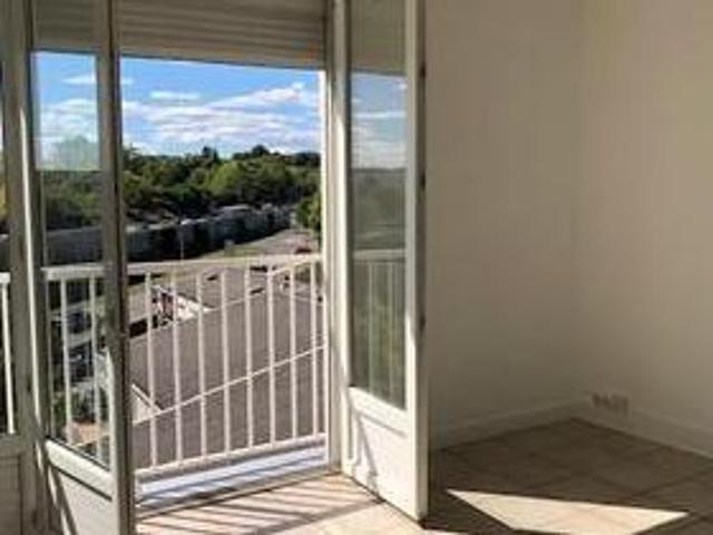 Appartement 2 chambres, VILLENAVE D ORNON Aquitaine 33140 DS106232008