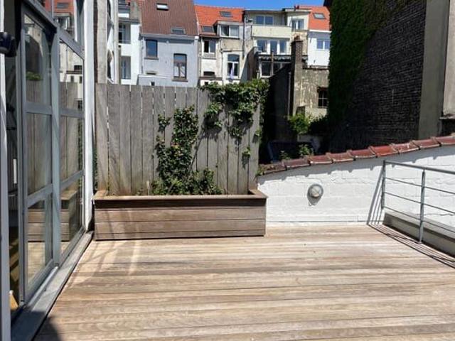Appartement 2 chambres, 117m2 et terrasse à Schaerbeek