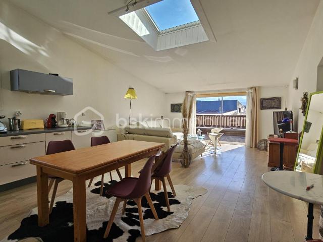 Appartement 2 chambres 97 m² refait à neuf