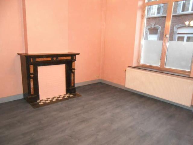 Appartement 2 pc + SDB au rez. 700€ toutes charges comprises