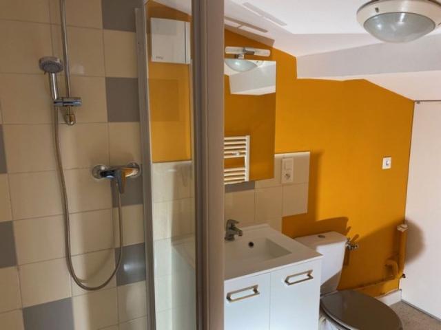 Appartement 2 pièce s 1 chambre s 23 m²
