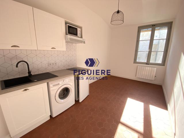 Appartement 2 pièce s 1 chambre s 24.95 m²