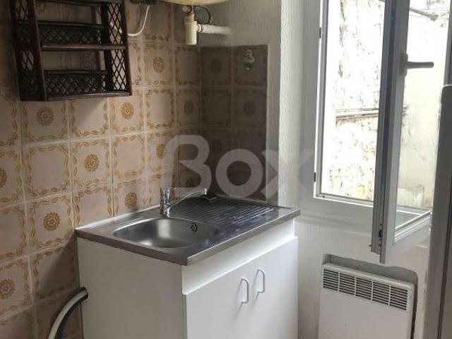 Appartement 2 pièce s 1 chambre s 25.61 m²