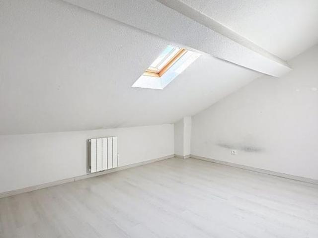 Appartement 2 pièce s 1 chambre s 26 m²