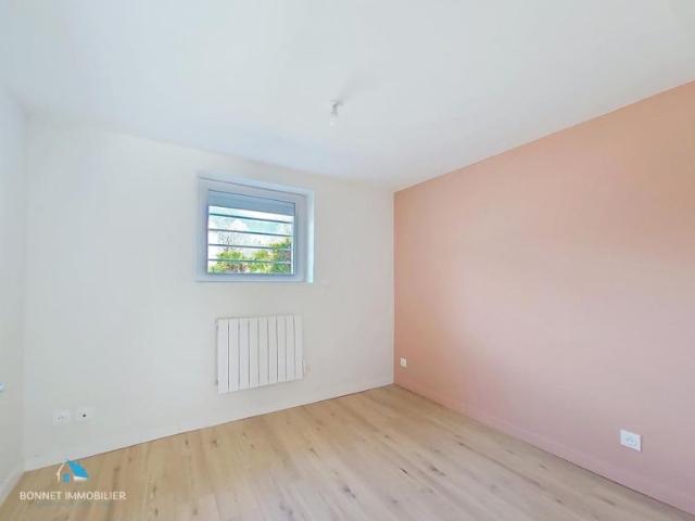 Appartement 2 pièce s 1 chambre s 27 m²