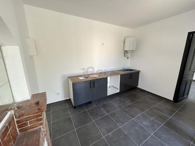 Appartement 2 pièce s 1 chambre s 28.35 m²