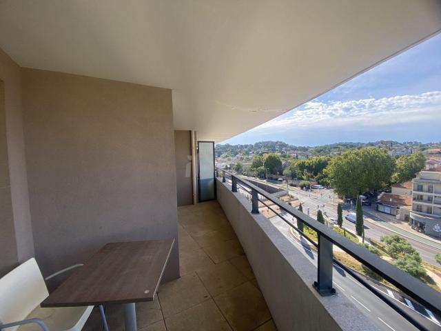 Appartement 2 pièce s 1 chambre s 30.73 m²