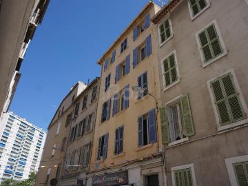 Appartement 2 pièce s 1 chambre s 31.81 m²