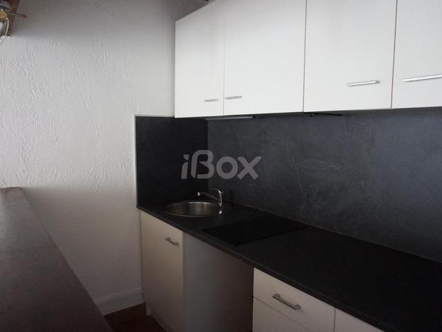 Appartement 2 pièce s 1 chambre s 31.81 m²