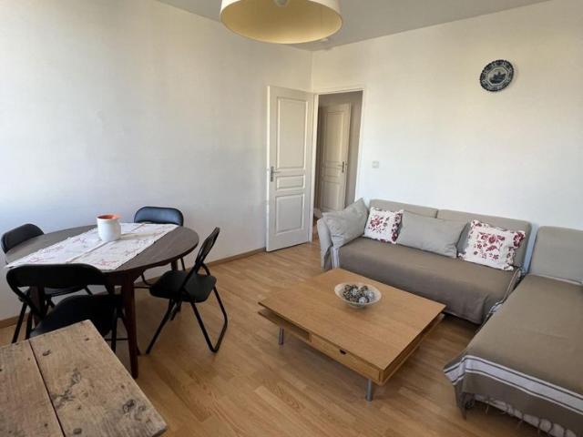Appartement 2 pièce s 1 chambre s 32.04 m²