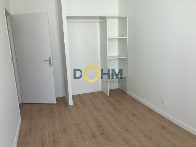 Appartement 2 pièce s 1 chambre s 32.4 m²