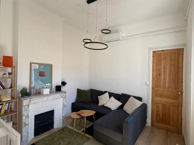 Appartement 2 pièce s 1 chambre s 33.11 m²