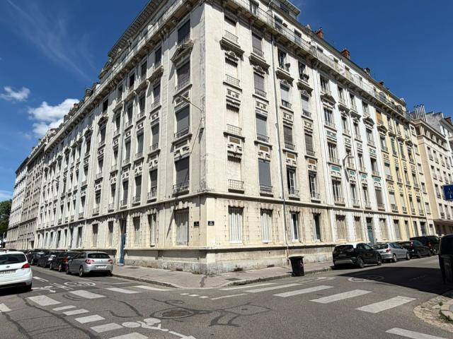 Appartement 2 pièce s 1 chambre s 36.55 m²