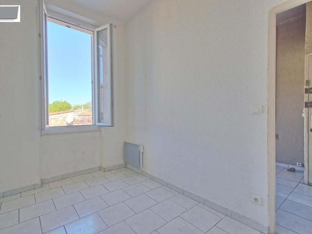 Appartement 2 pièce s 1 chambre s 36.71 m²