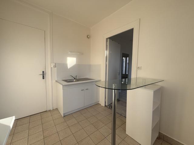Appartement 2 pièce s 1 chambre s 38 m²