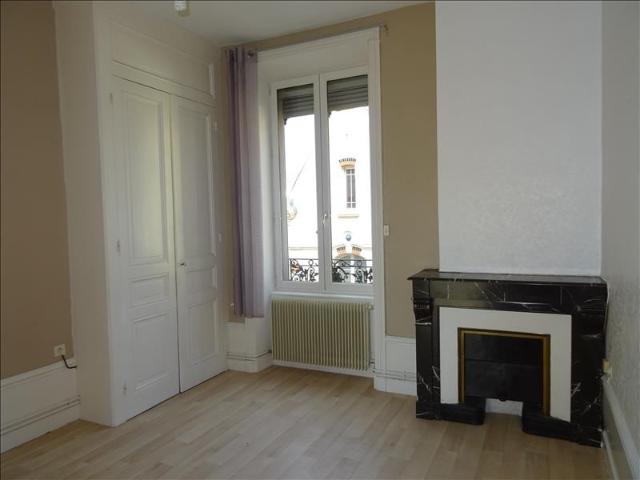Appartement 2 pièce s 1 chambre s 40.46 m²