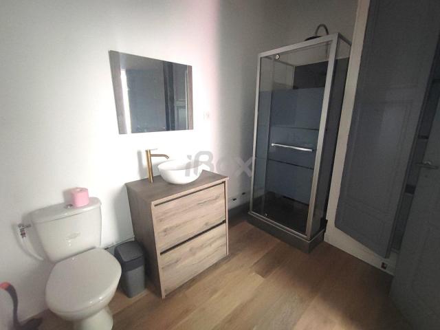 Appartement 2 pièce s 1 chambre s 40.75 m²