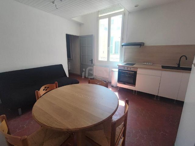 Appartement 2 pièce s 1 chambre s 40.75 m²