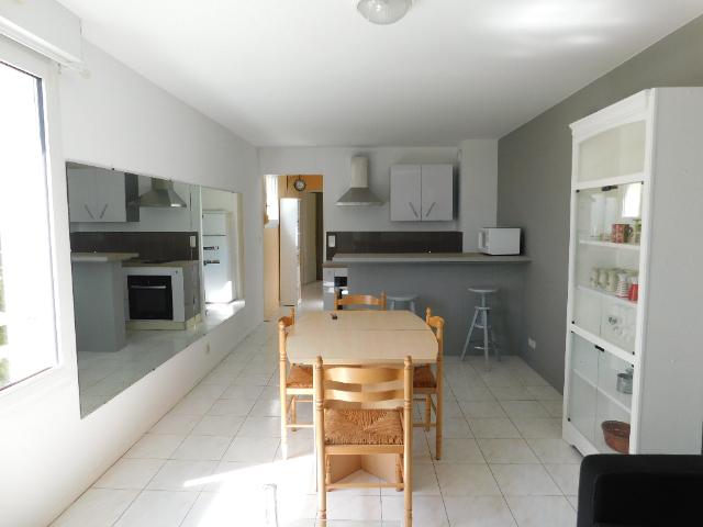 Appartement 2 pièce s 1 chambre s 40.77 m²