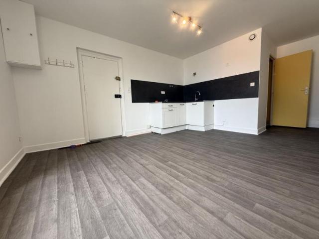 Appartement 2 pièce s 1 chambre s 45 m²