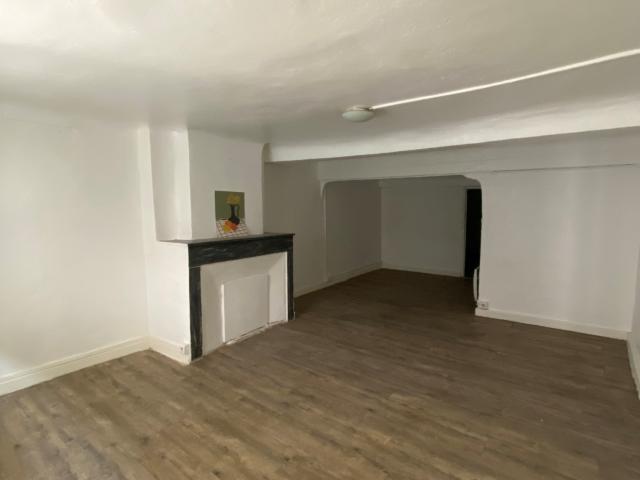 Appartement 2 pièce s 1 chambre s 52.63 m²