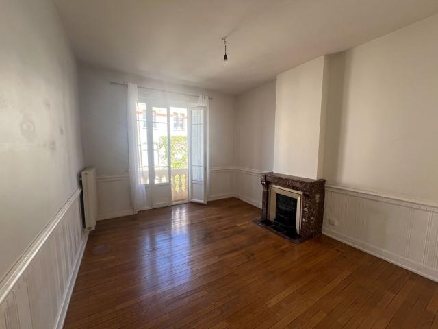 Appartement 2 pièce s 1 chambre s 55.48 m²