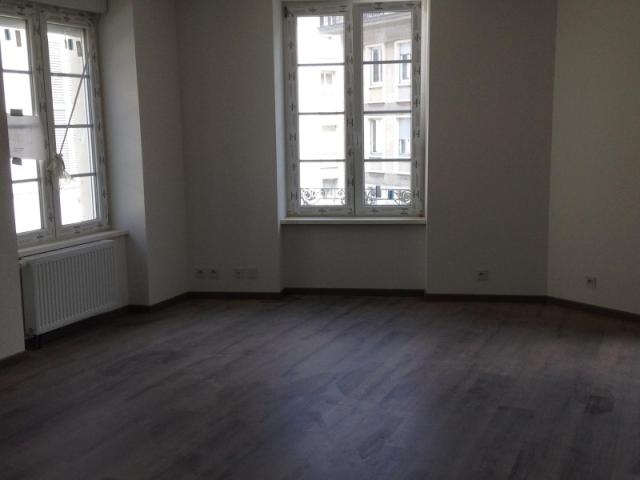 Appartement 2 pièce s 1 chambre s 55 m²