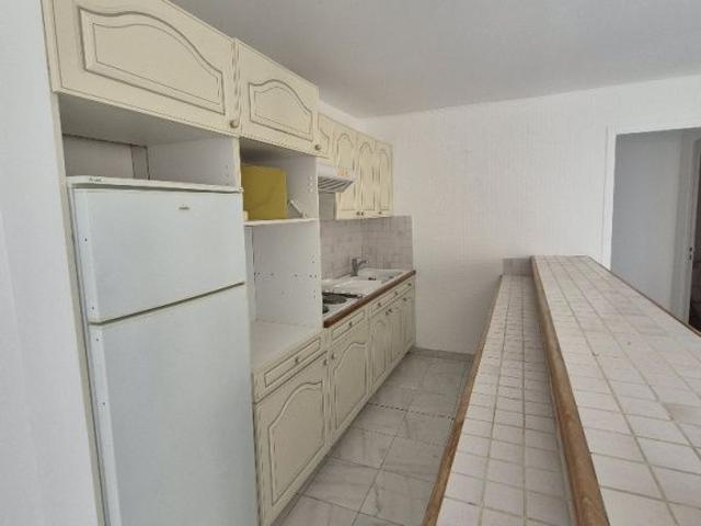 Appartement 2 pièce s 1 chambre s 56 m²