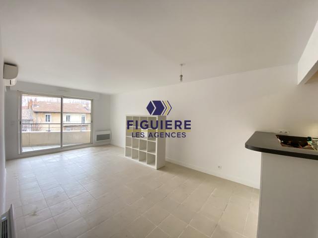 Appartement 2 pièce s 1 chambre s 61.43 m²