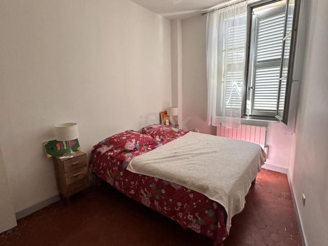 Appartement 2 pièce s 1 chambre s 63.3 m²