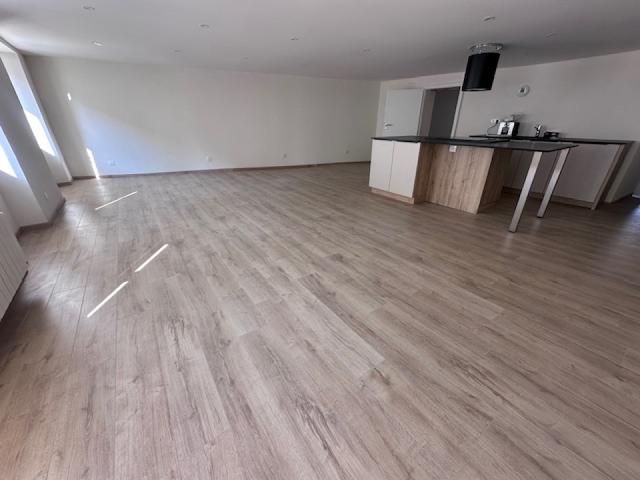 Appartement 2 pièce s 1 chambre s 90 m²