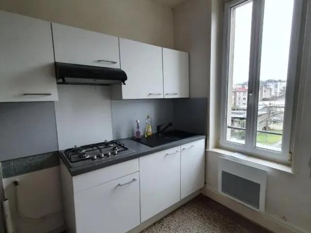 APPARTEMENT 2 pièce s 31m²