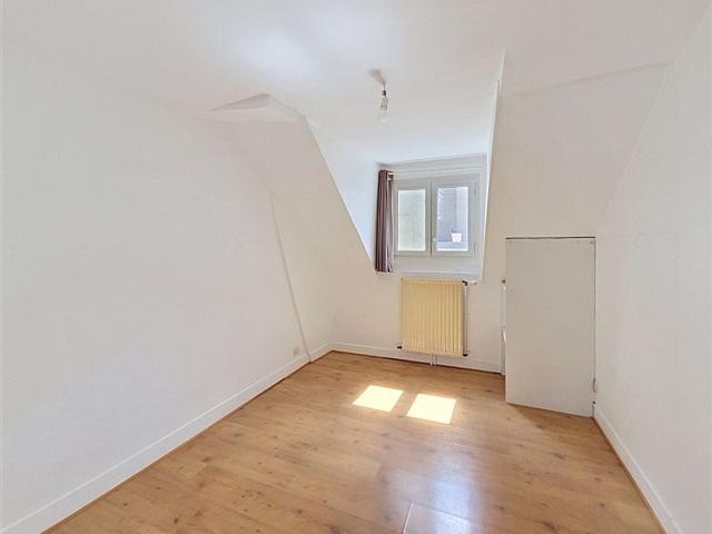 Appartement 2 pièce s 42.53 m2 / 49 AU SOL, Paris 75011